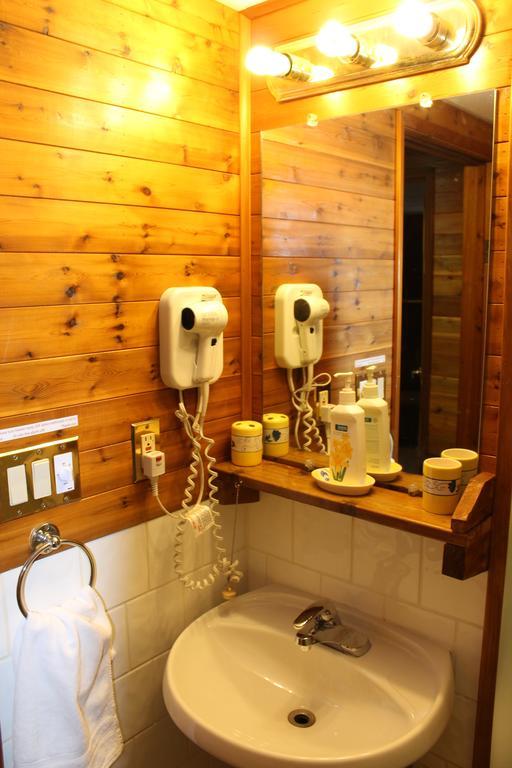 Hotel Celtic Haven Jasper National Park Zimmer foto